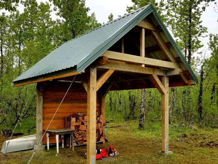 ALSEK RIVER CABIN photo 2