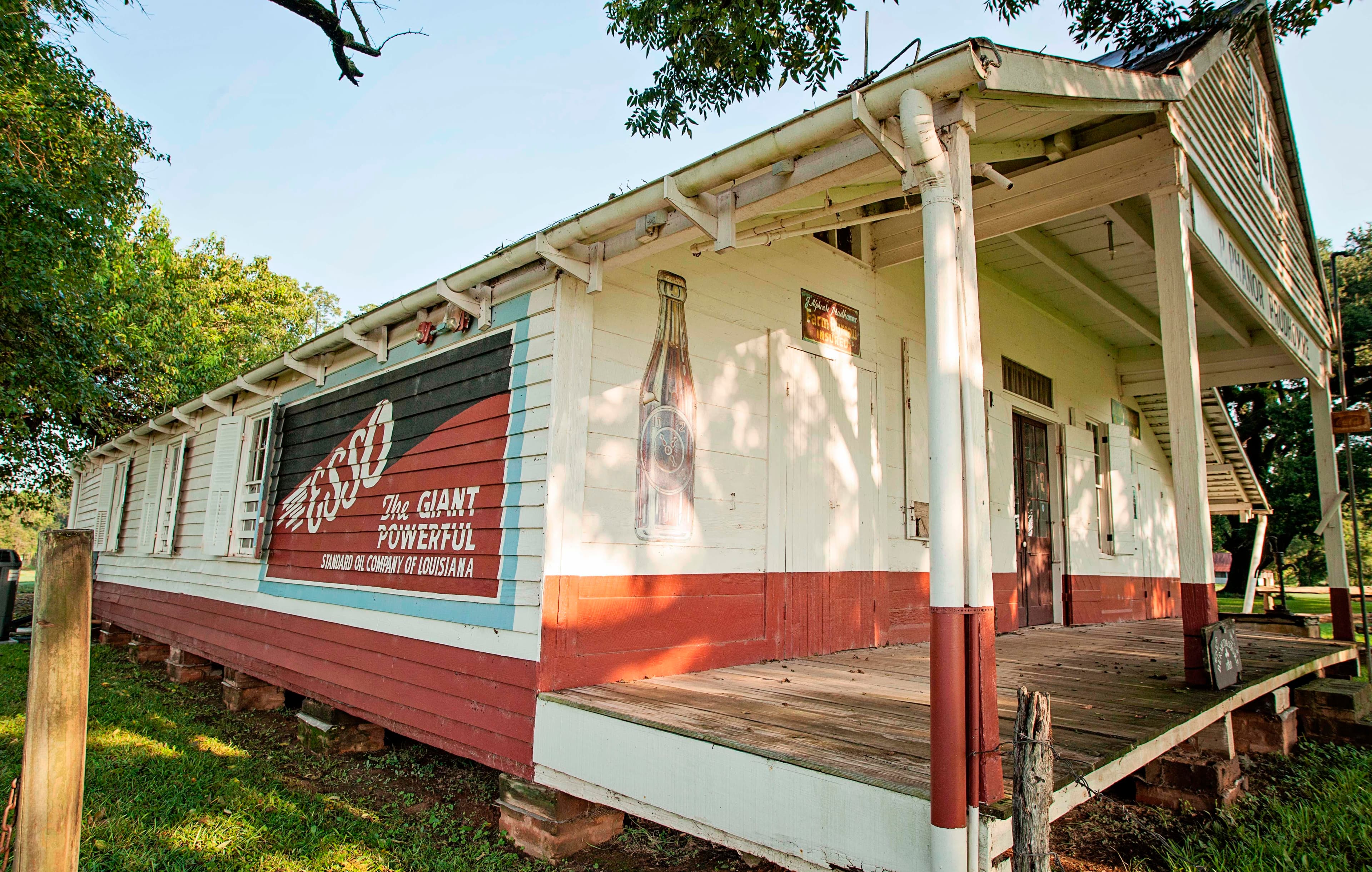 Oakland Plantation Store