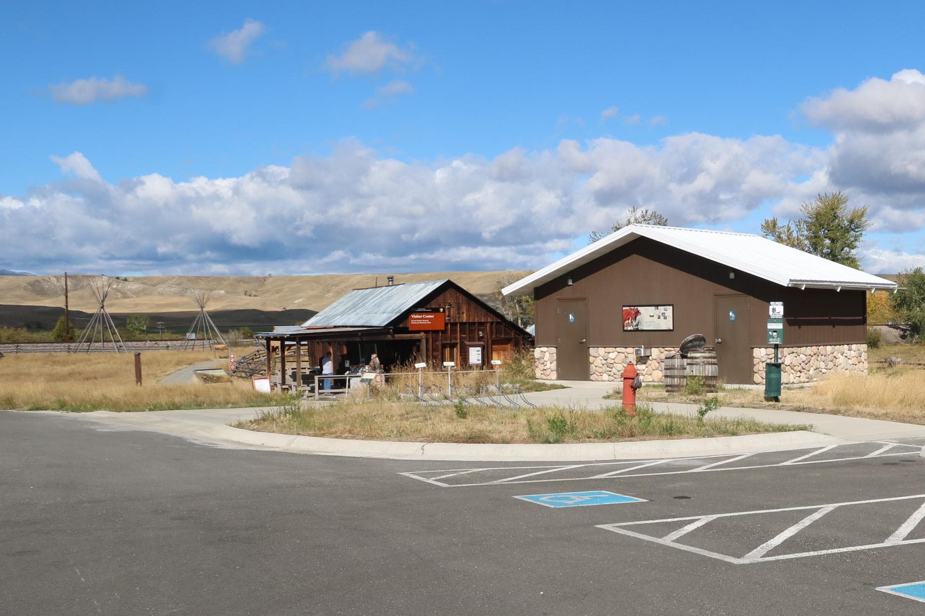 Visitor Center & Restrooms