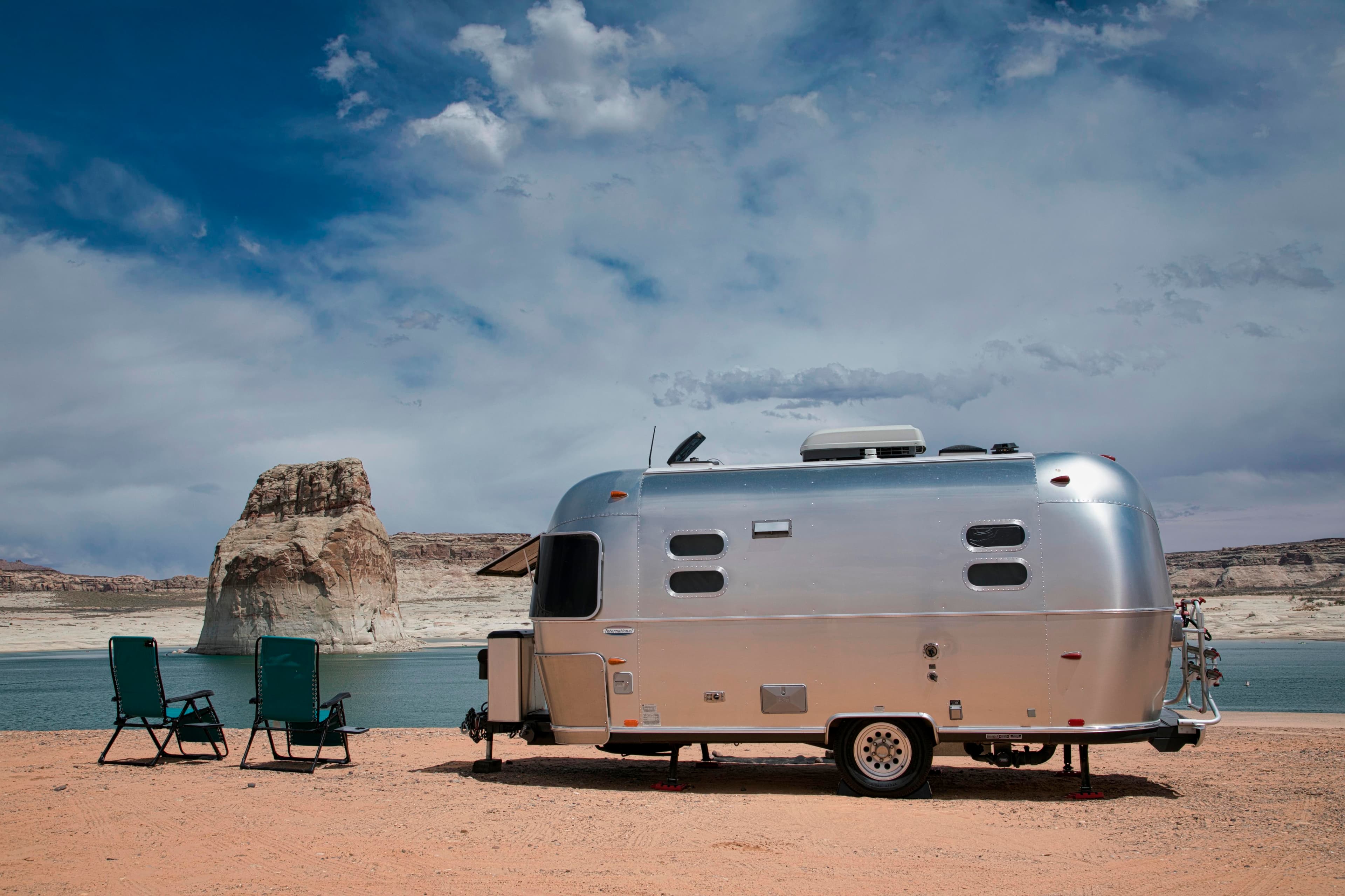 Lone Rock Beach Primitive Camping - Trailer