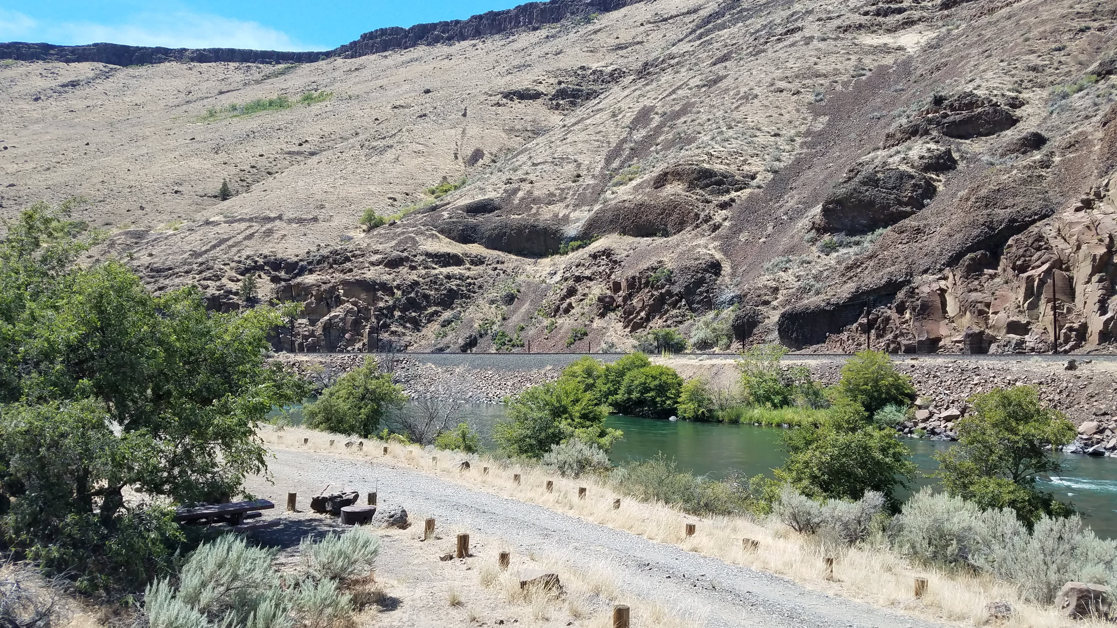 Partially shaded campsite in Long Bend Campground