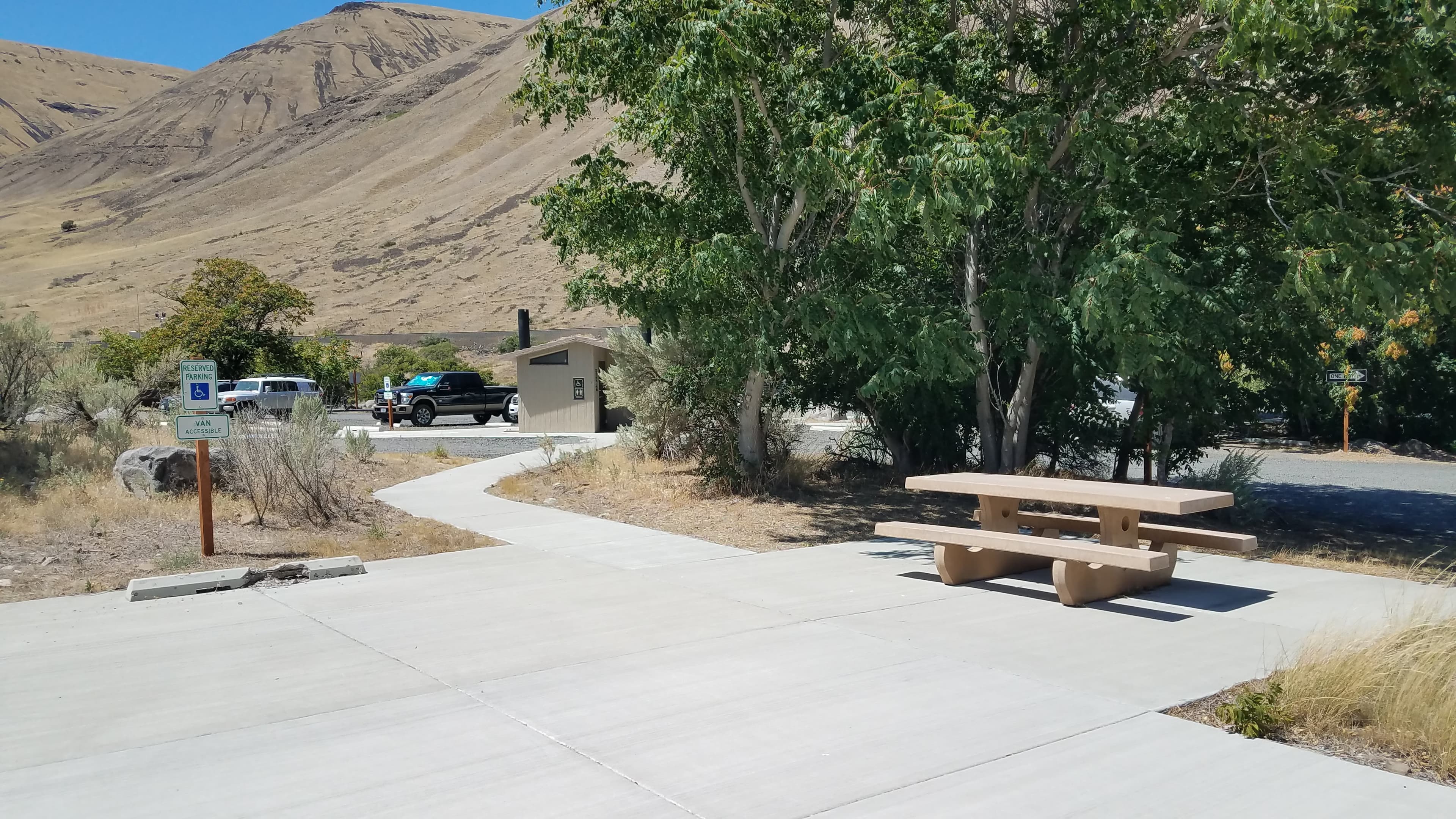 Macks Canyon Recreation Site