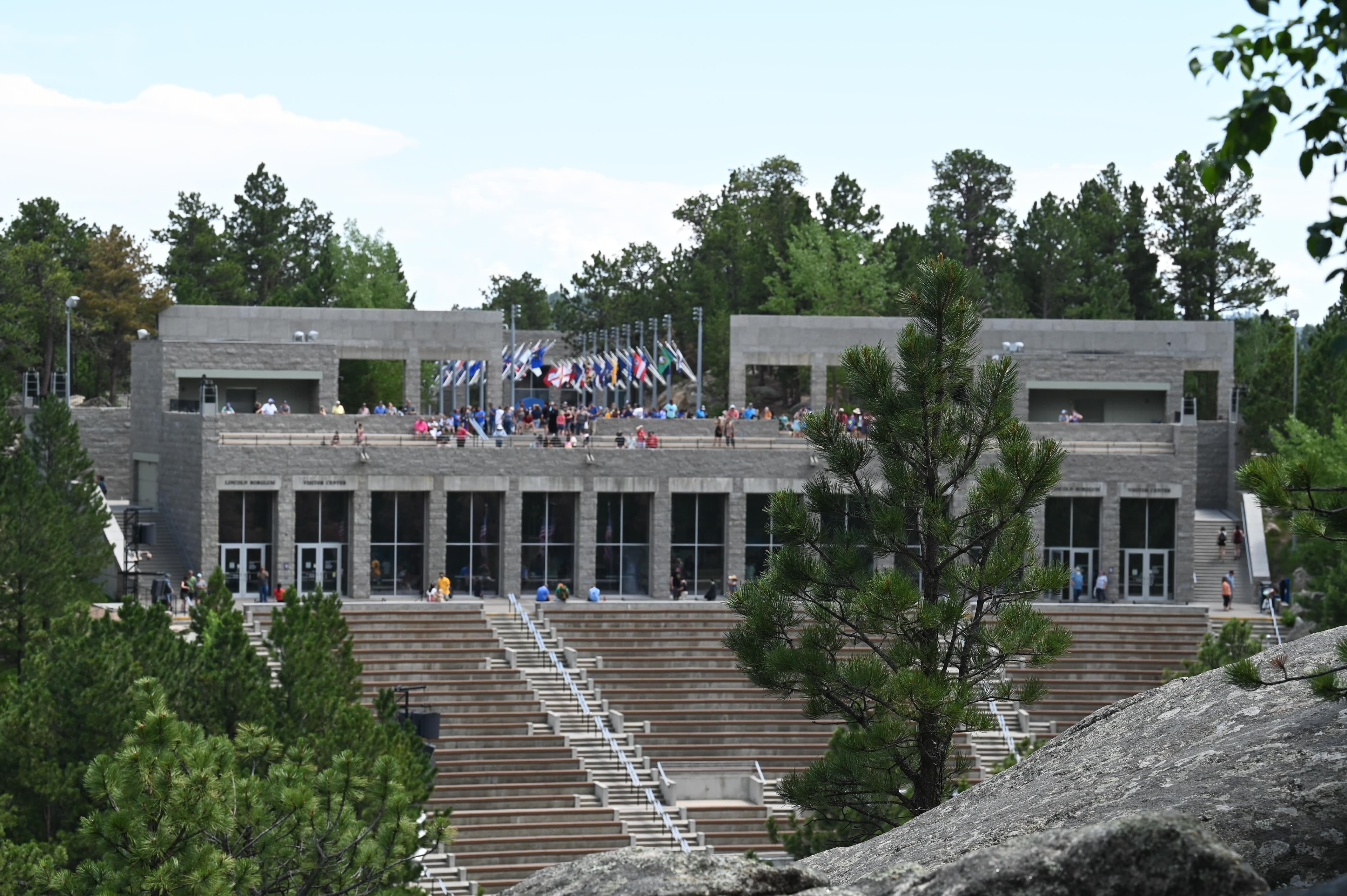 Lincoln Borglum Visitor Center from the Presidential Trail
