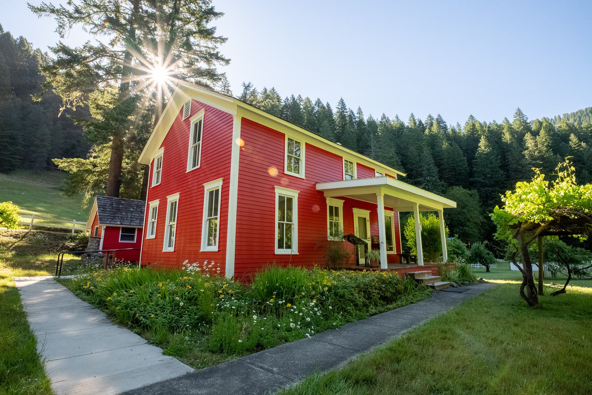 Rogue River Ranch Building