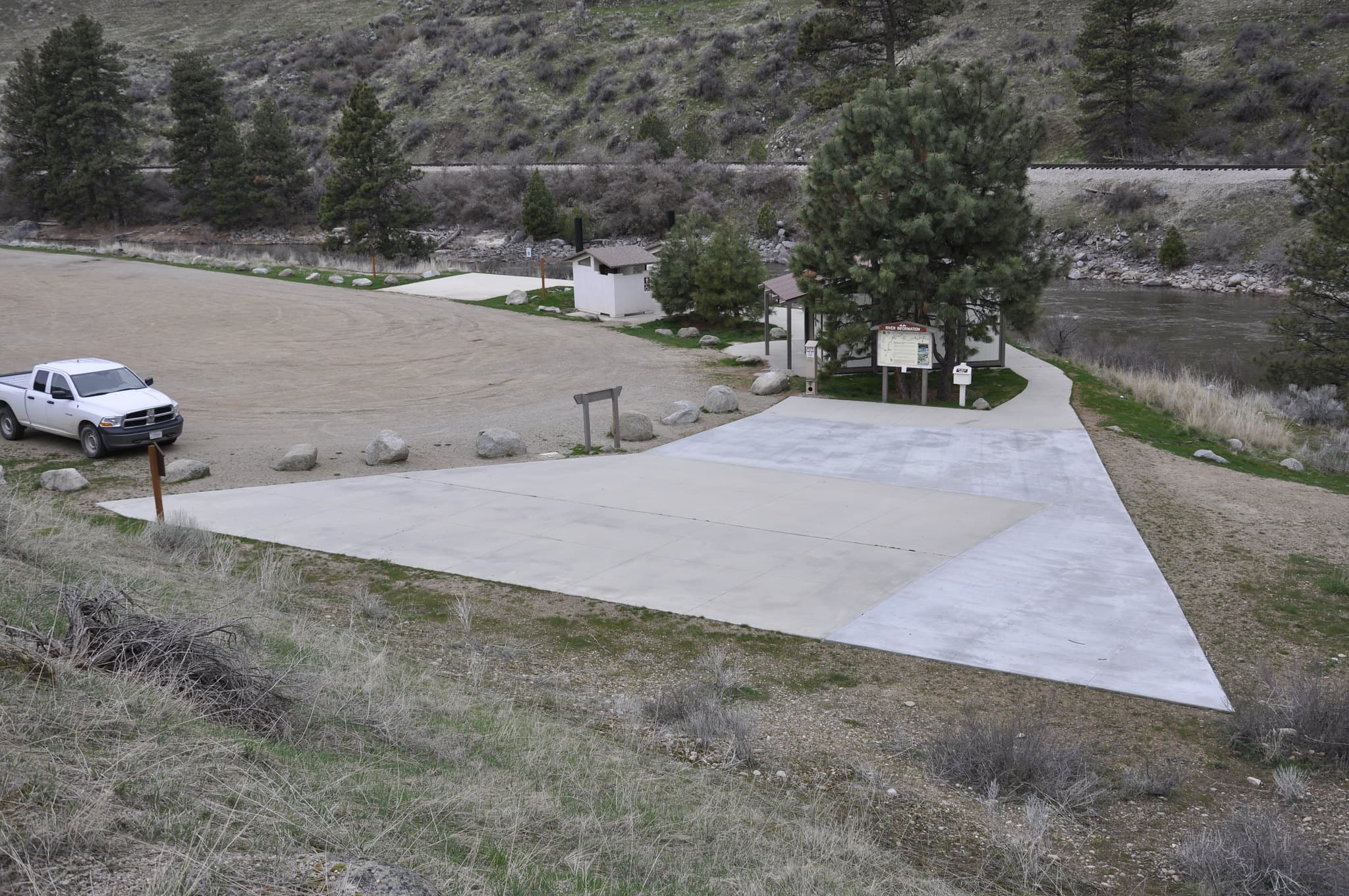 Payette River: Beehive Bend