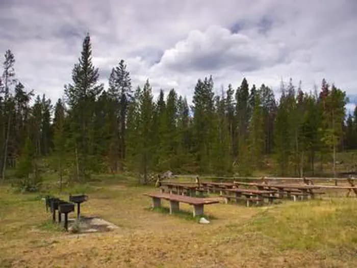 New Fork Lake Group Campground