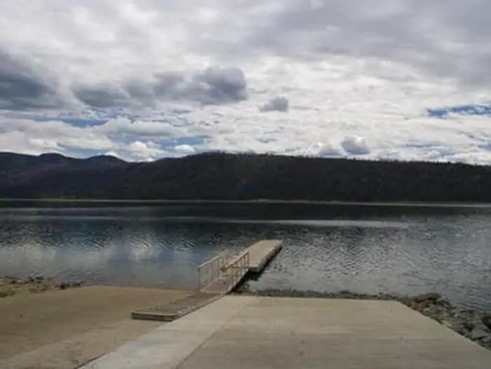 New Fork Lake Boat Site