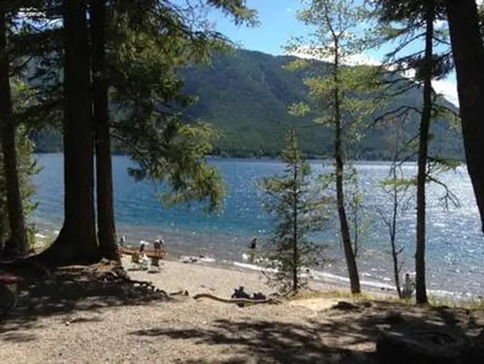 A sandy beach on the lake at Fish Creek Campground