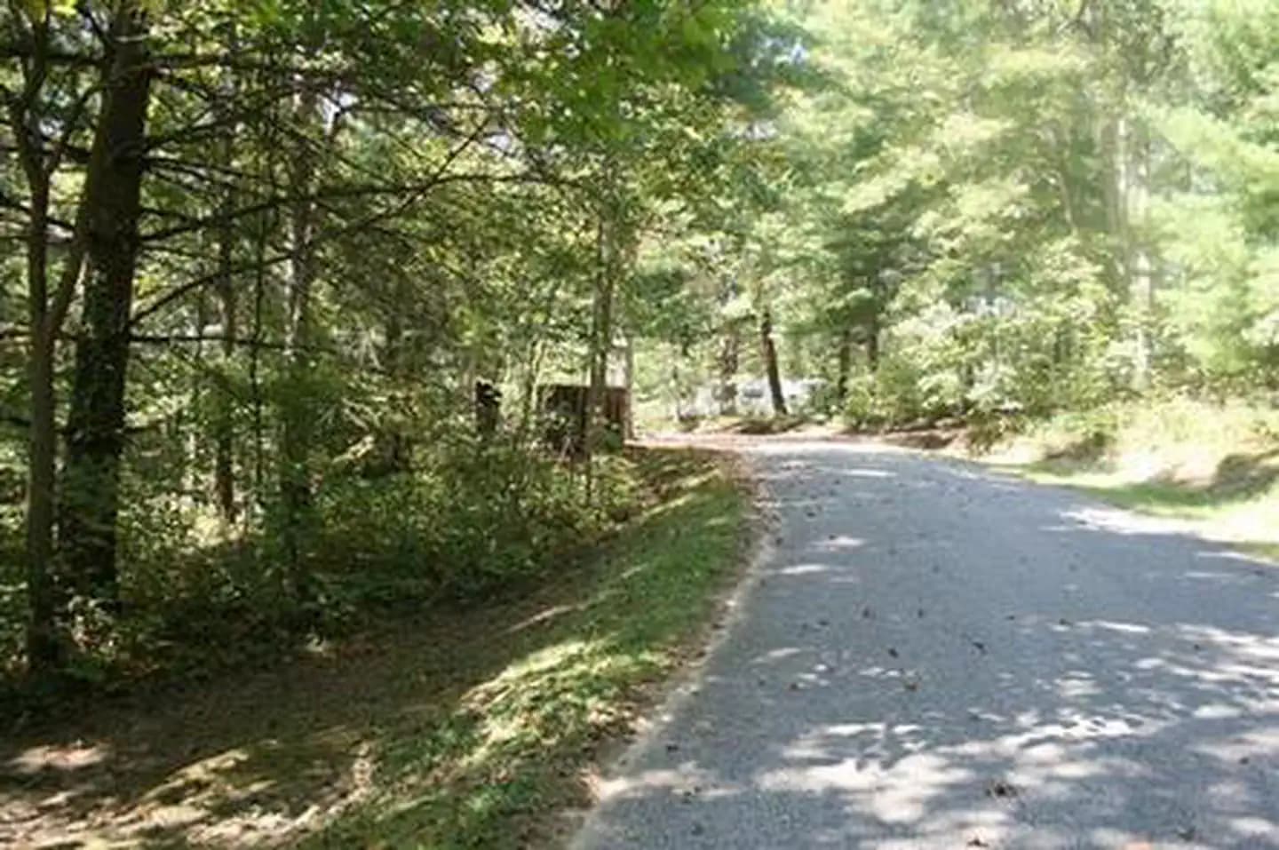 IRON RIDGE - LAKE VESUVIUS
