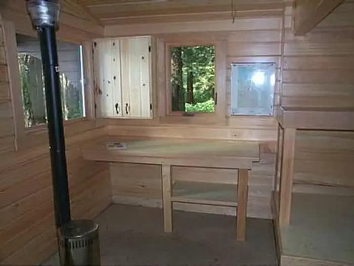 YOUNG LAKE (NORTH) CABIN