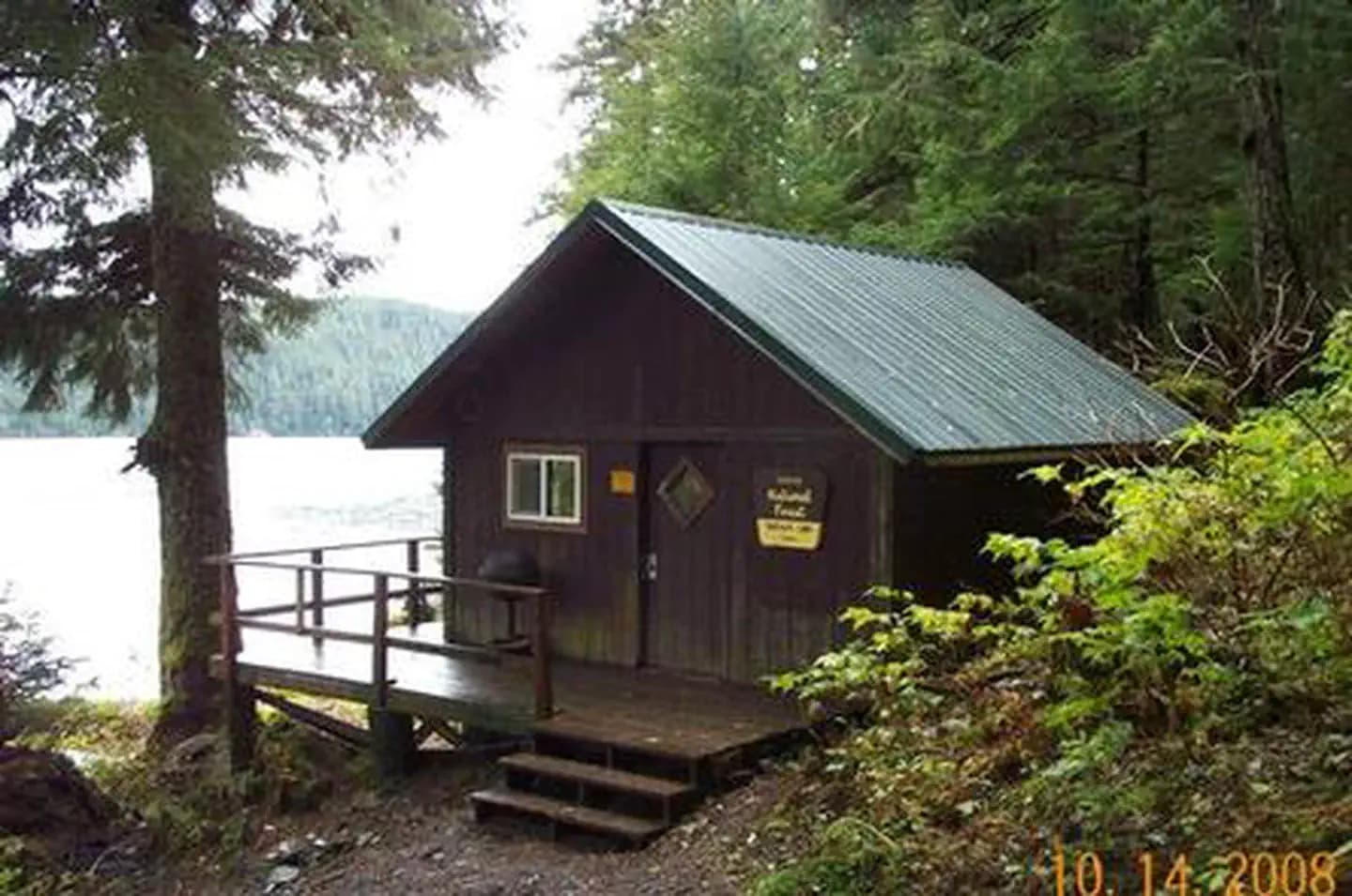 MCKINLEY LAKE CABIN
