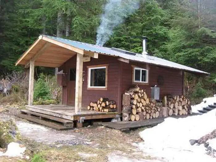 CASCADE CREEK CABIN23