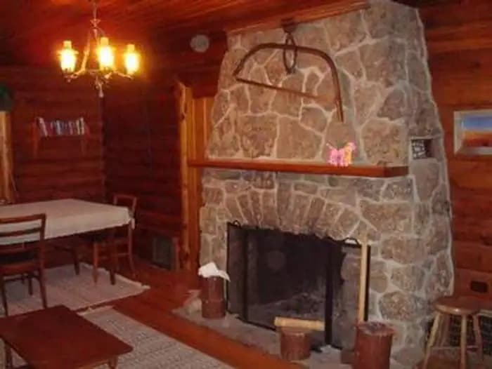 MOOSE MANOR