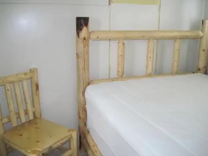 SUNSHINE GUARD STATION