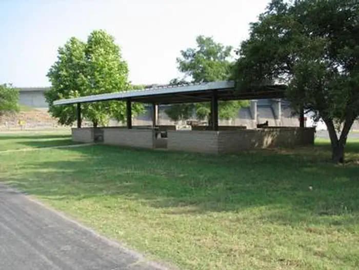 DAM SITE (FORT GIBSON LAKE)
