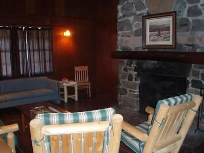 BLUE SPRINGS GAP CABIN