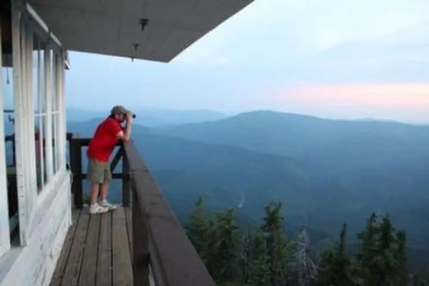 LITTLE GUARD LOOKOUT