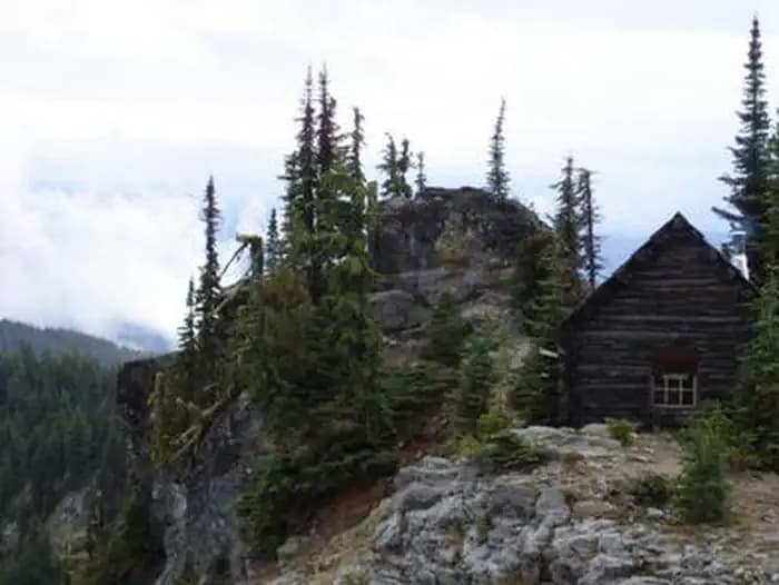 COLD SPRINGS PEAK CABIN