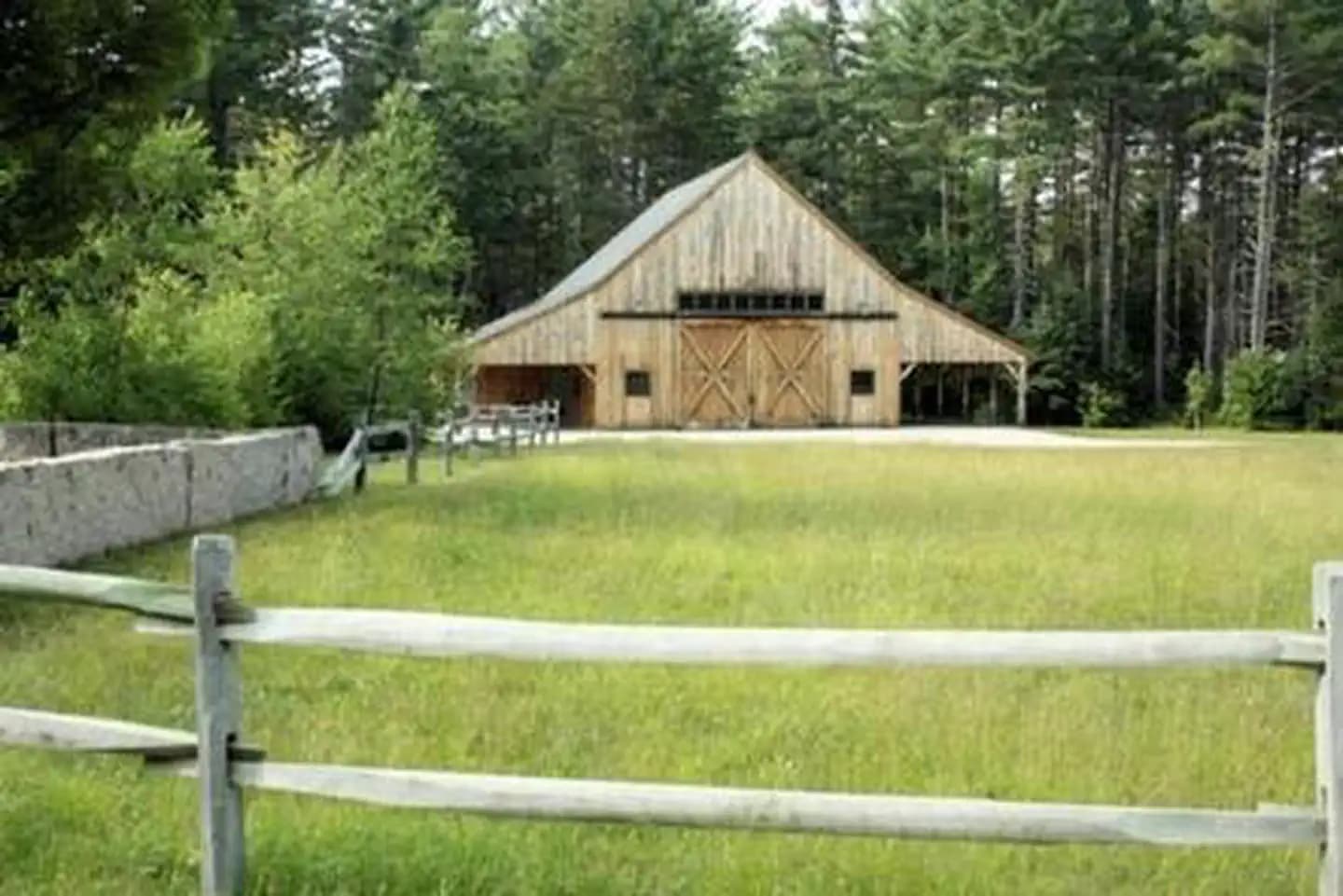 RUSSELL-COLBATH BARN