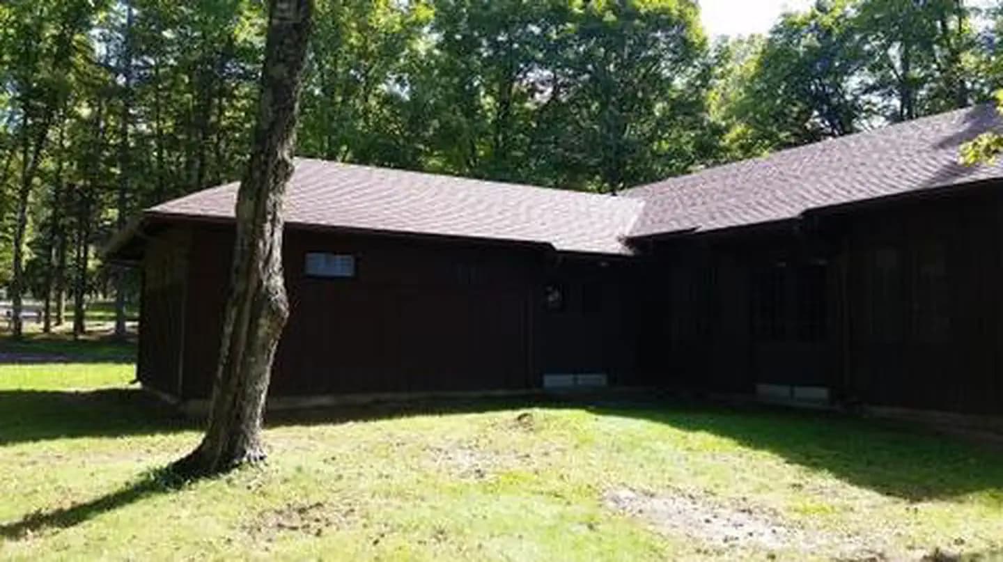 LAKE OTTAWA PAVILION