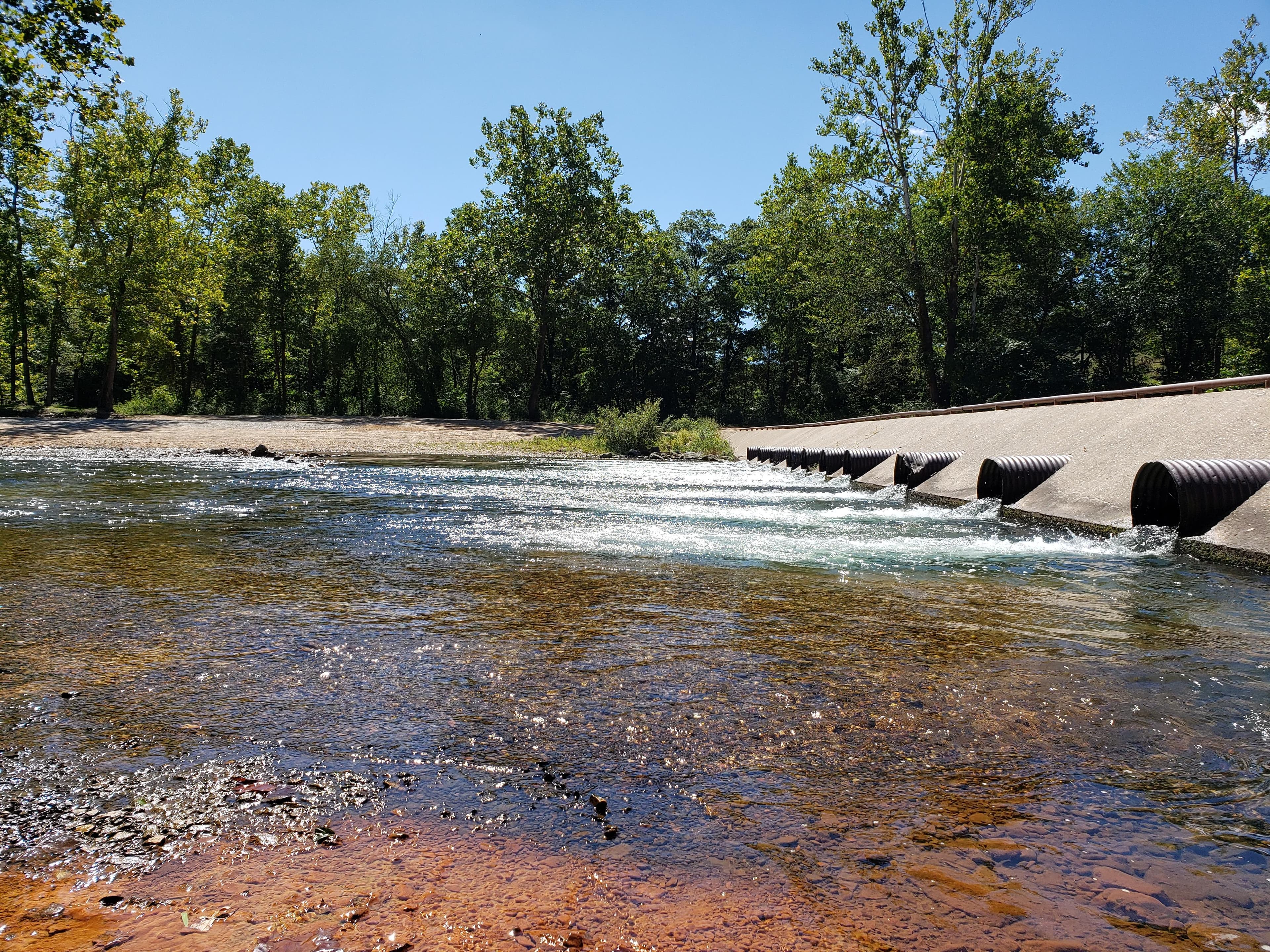 This river crossing is the bridge between Cedar Grove and Dee Murray. The area is very busy in summer.