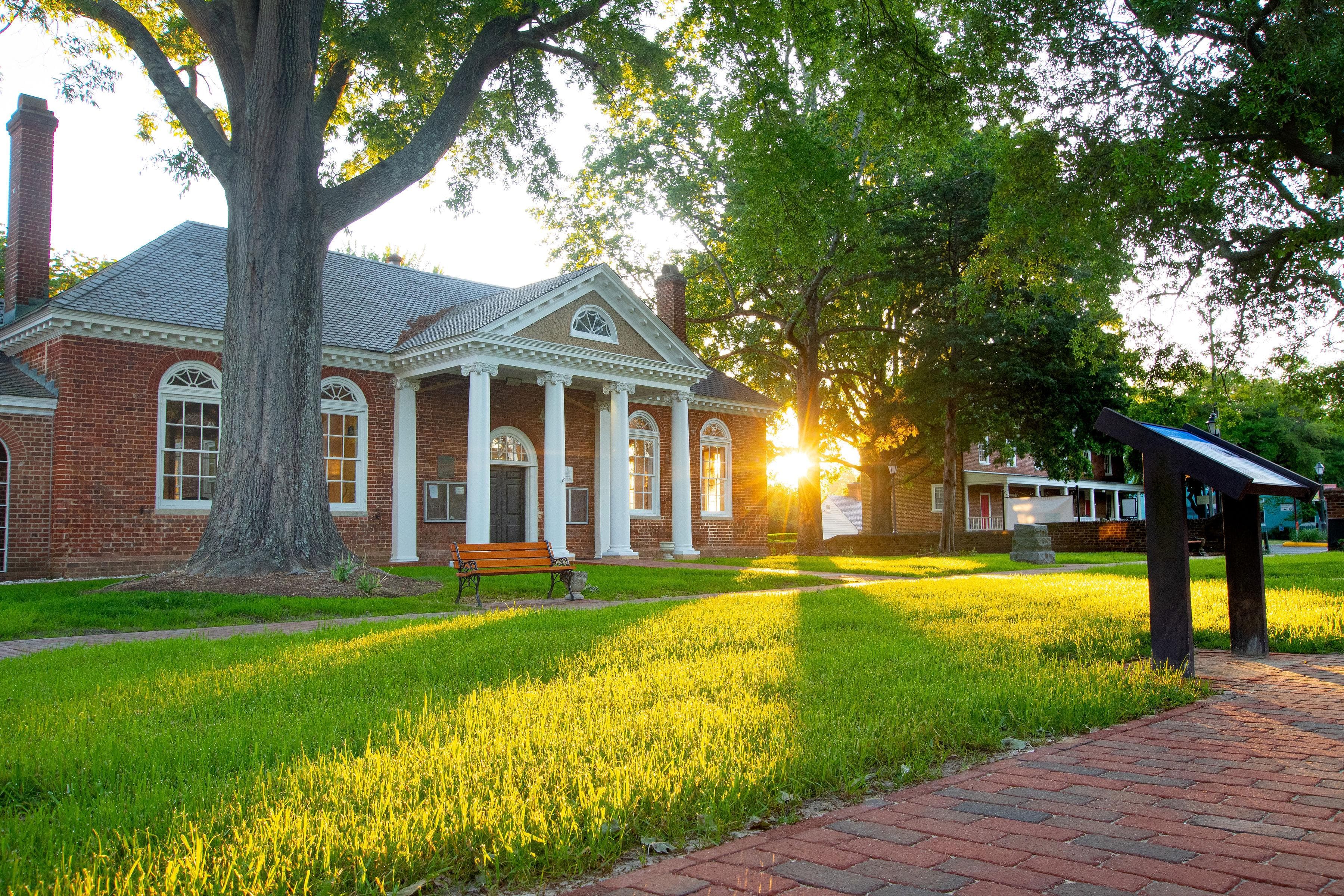 Morning light shines across Gloucester Courthouse in Gloucester, Virginia. During the 1781 Yorktown campaign, allied operations extended into Gloucester County, including the movement of Lauzun’s Legion across the York River from Yorktown.