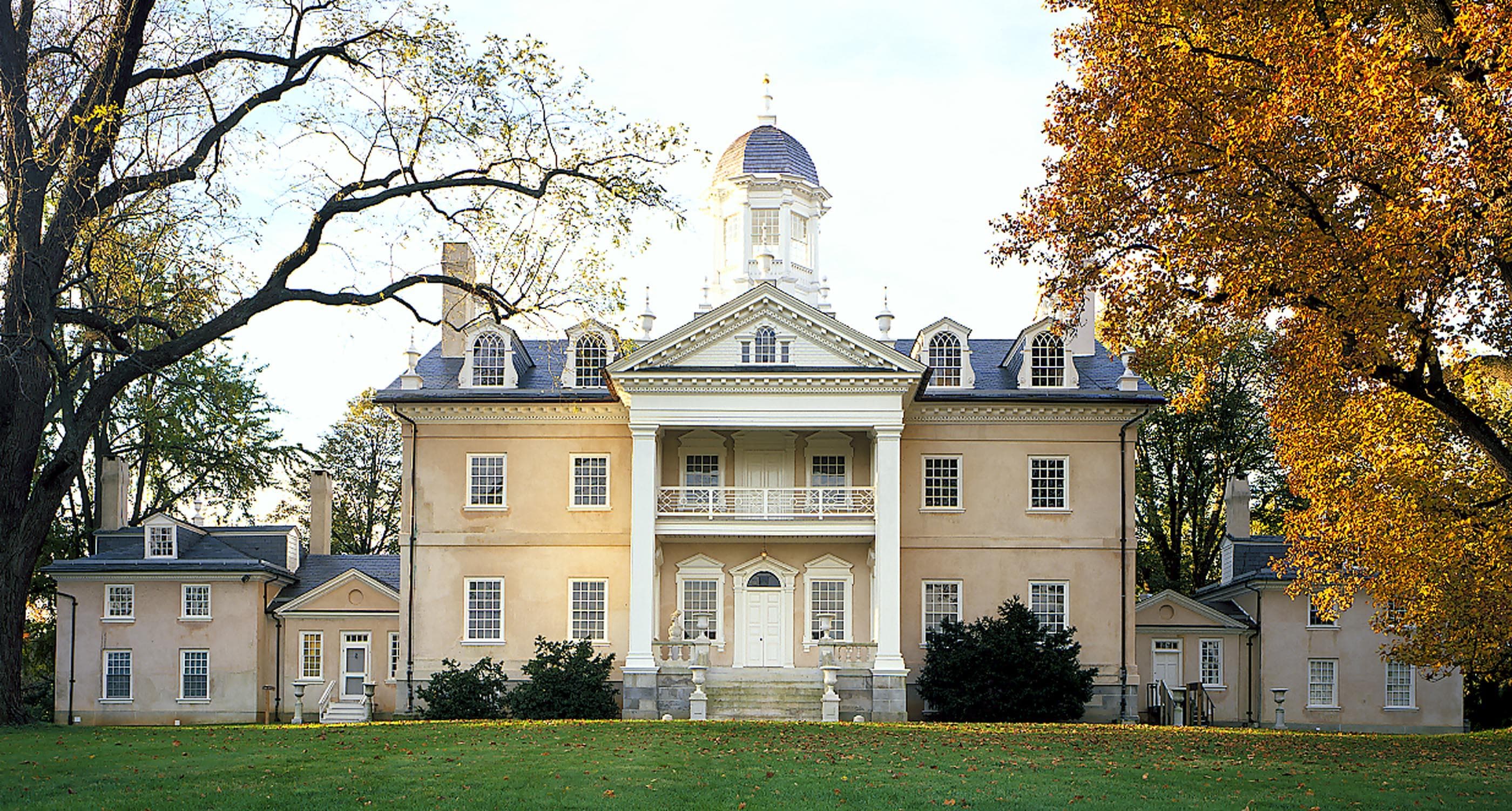 Hampton Mansion in the Fall