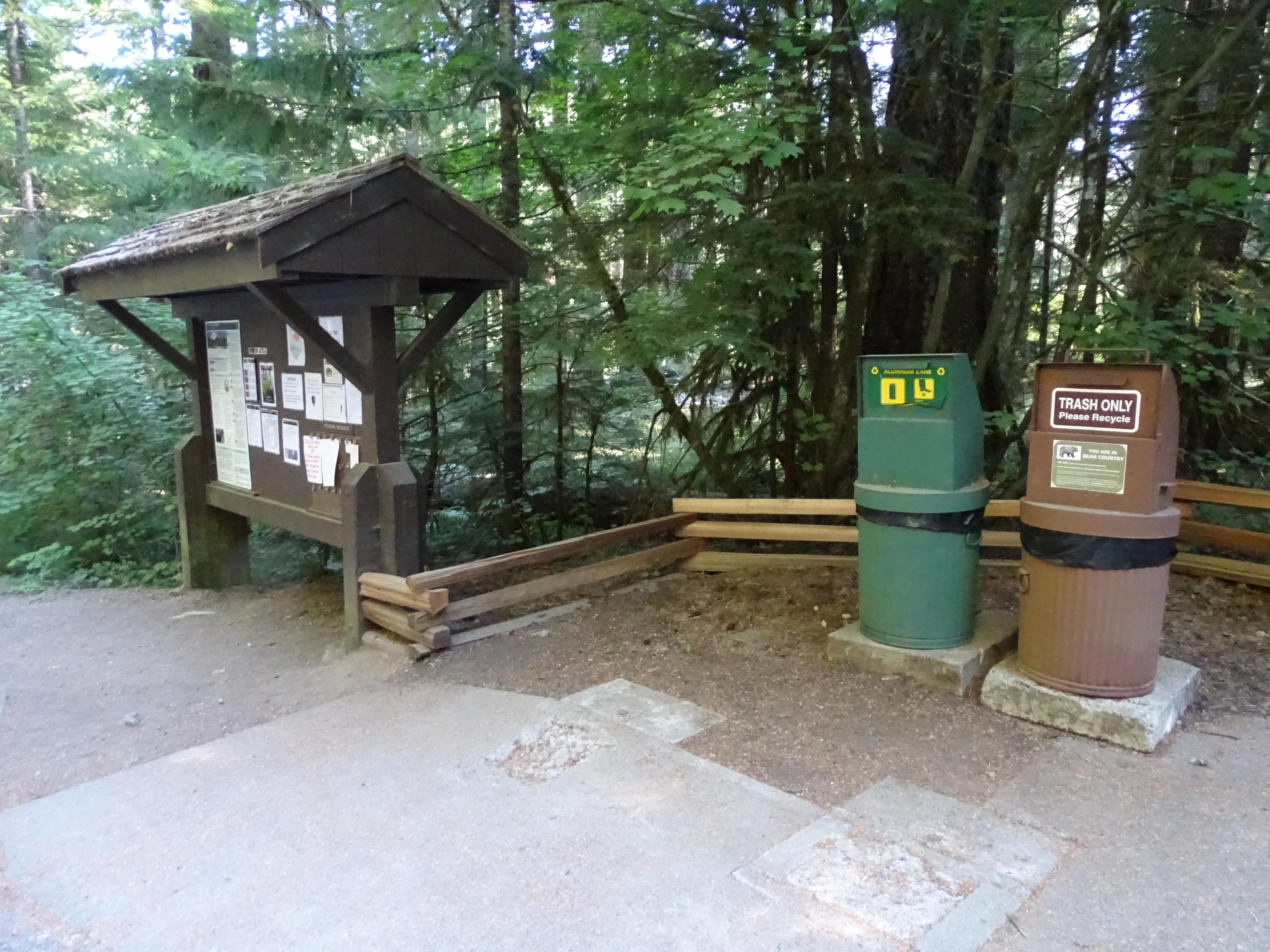 The campground provides bins to dispose of trash and recycling.