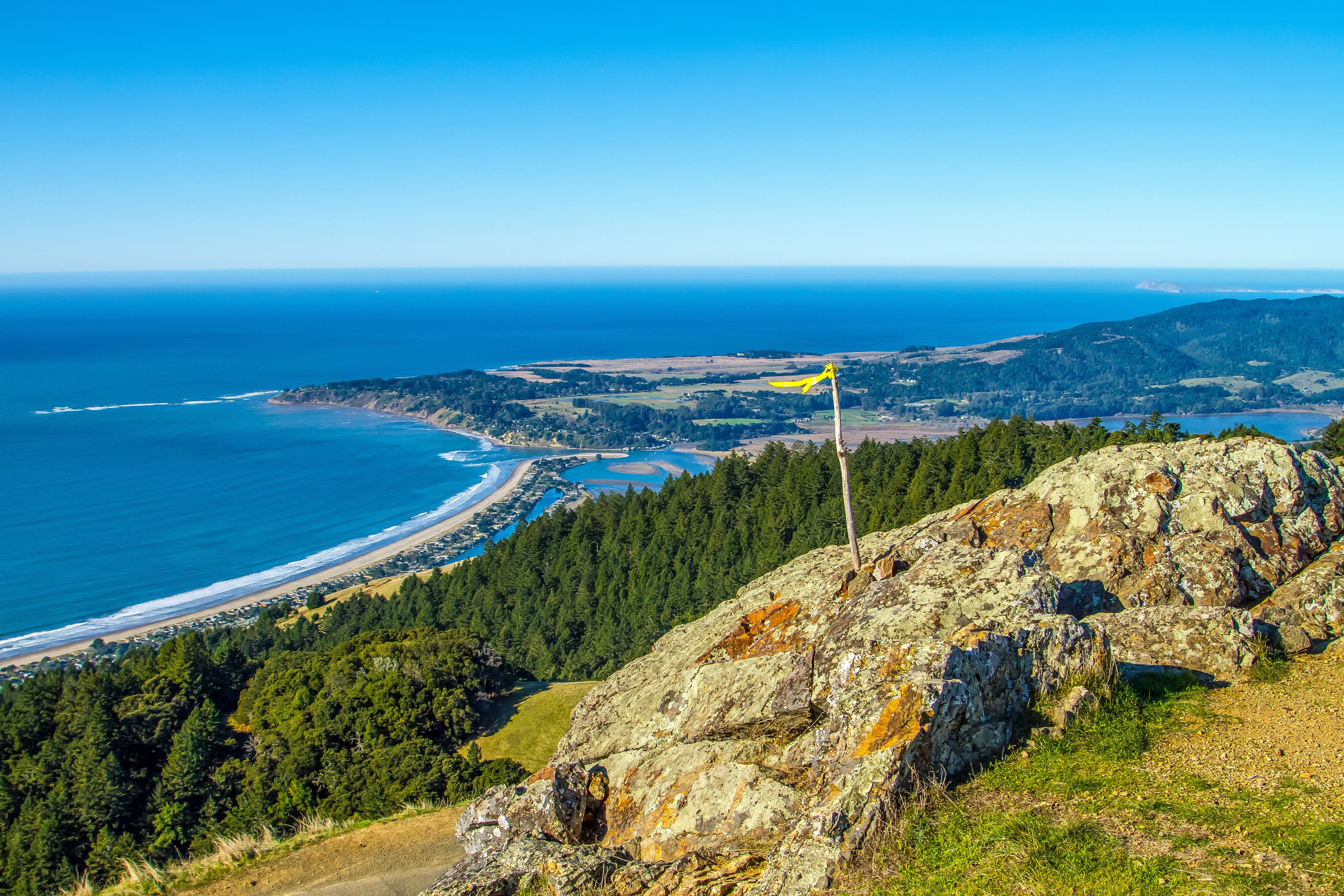 Bolinas Ridge offers outstanding panaramas of the Pacific Coast, here including Stinson Beach and Lagoon.
