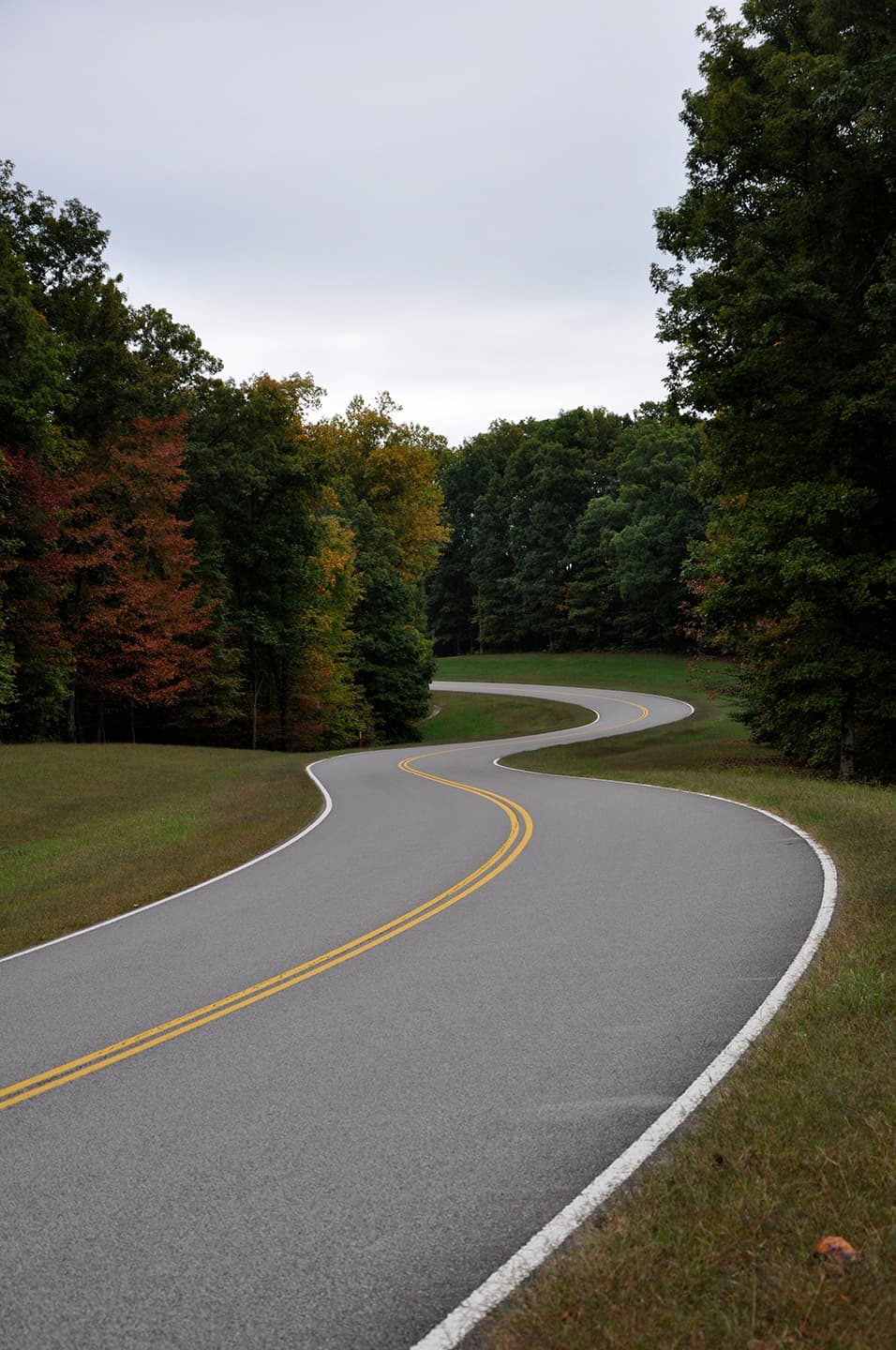The Natchez Trace Parkway commemorates a historic travel route that helped build the young United States. The Parkway 444 miles, with plenty of stops to allow you to explore some of the history or enjoy the scenery along the way.